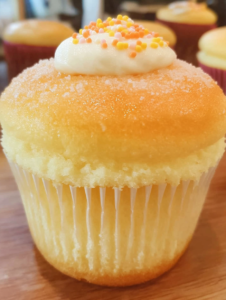 Classic Vanilla Cupcakes Recipe