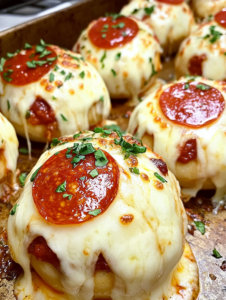 Pepperoni Pizza Bombs