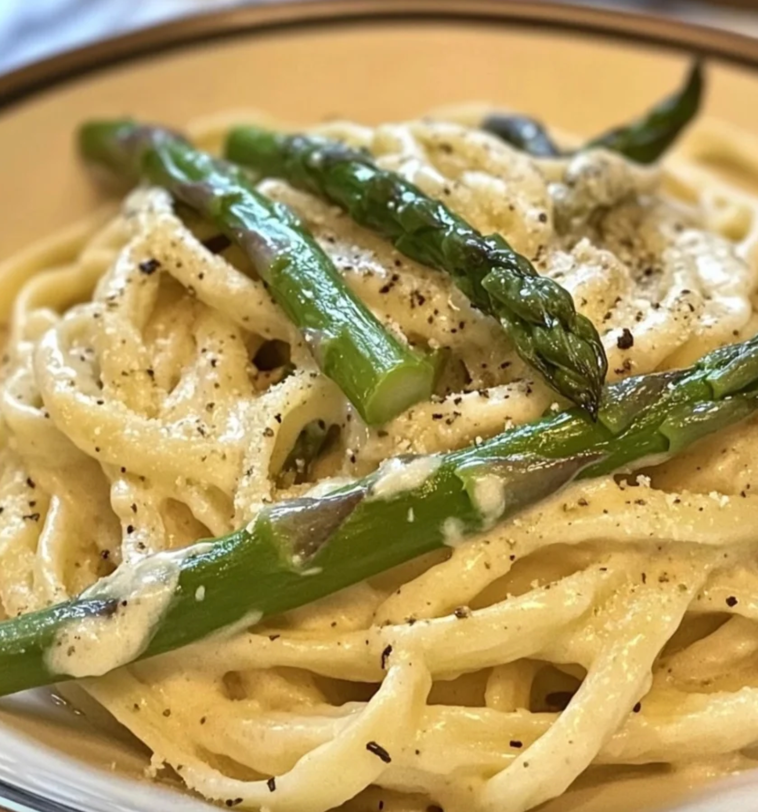 Asparagus and Parmesan Cream Pasta
