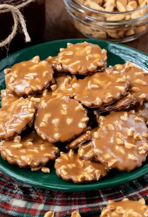 Caramel Peanut Ritz Cracker Treats