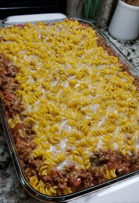 Cheesy Beef Pastacasserole