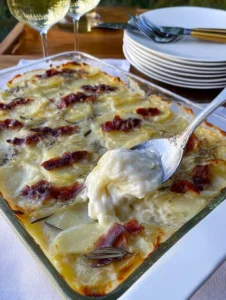 Creamy baked  potato gratin
